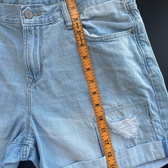 OLD NAVY SIZE 12 BOYFRIEND SHORT - Picture 9 of 15
